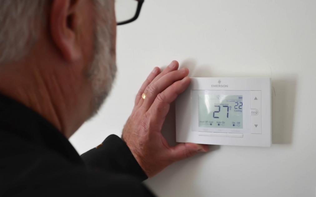 The Pros & Cons of 5 Types of Thermostats